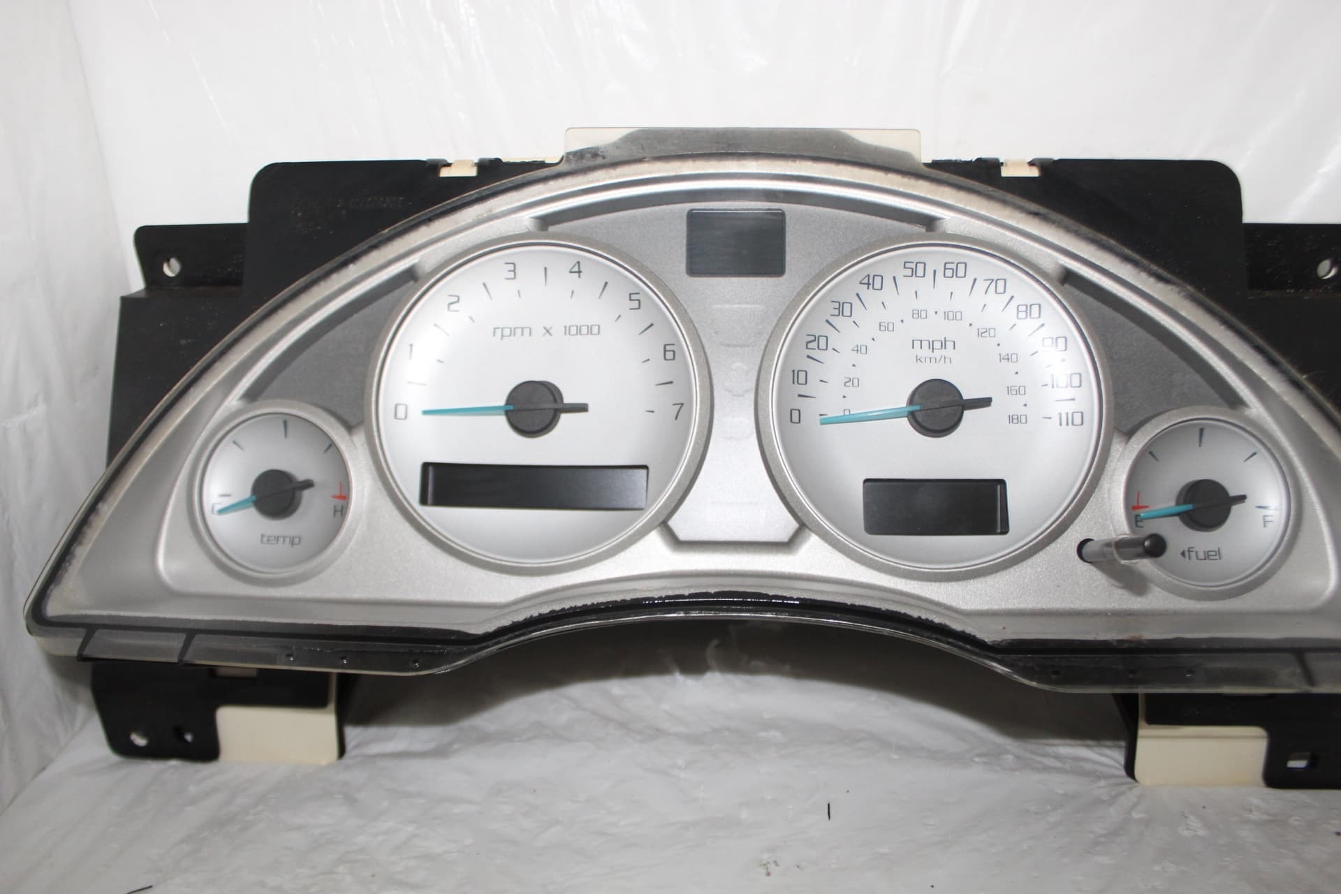 Refurbished Cluster N19663